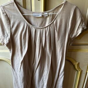 Cute top for work. New, no tags.